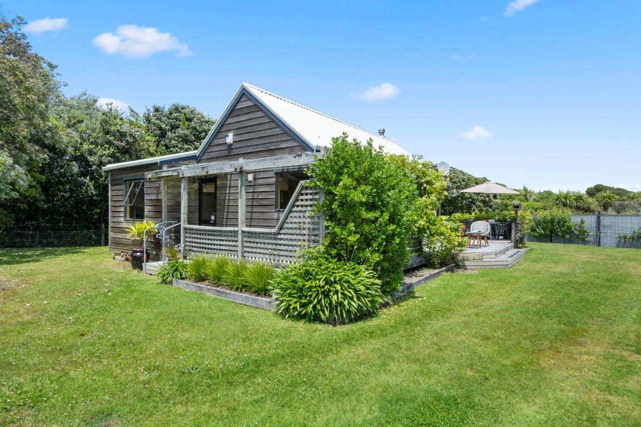 Waimea Cottage - Waikanae Holiday Home Zewnętrze zdjęcie